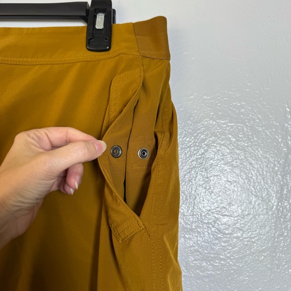 Athleta Vienna Cargo Skort - Picture 9 of 16